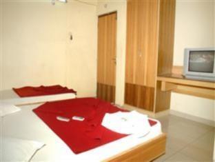 Ug Grand Hotel 벵갈루루 외부 사진